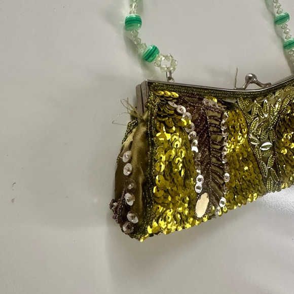 Green and Yellow Sequin Clutch Bag - Picture 2 of 8